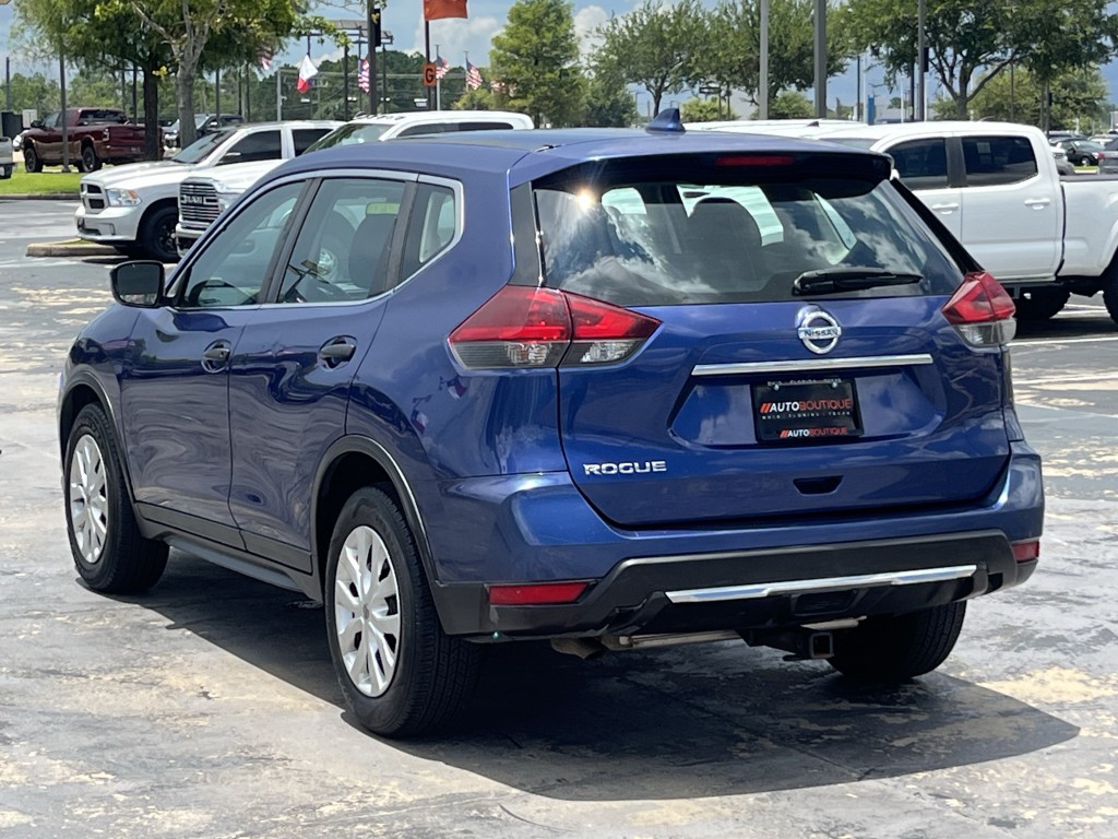 2020 Nissan Rogue Image 8