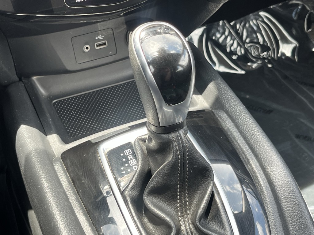 2020 Nissan Rogue Image 21