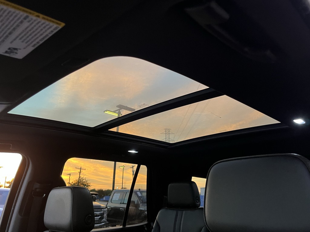 2021 Chevrolet Tahoe Image 10