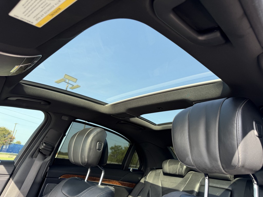 2016 Mercedes-Benz S-Class Image 10