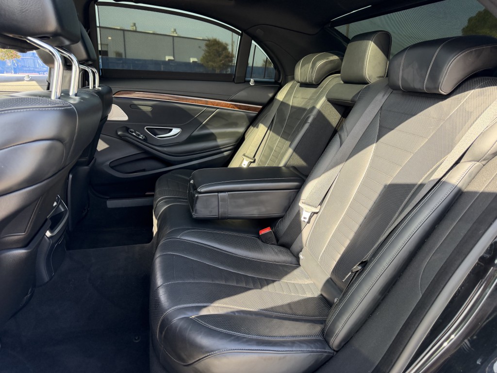 2016 Mercedes-Benz S-Class Image 36