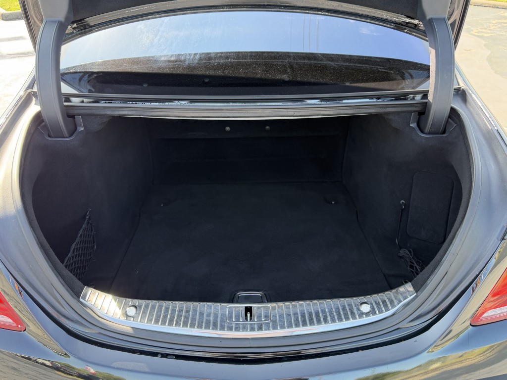 2016 Mercedes-Benz S-Class Image 37