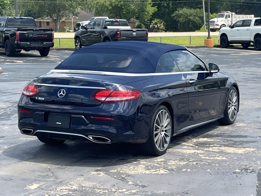 2019 Mercedes-Benz C-Class Image 9