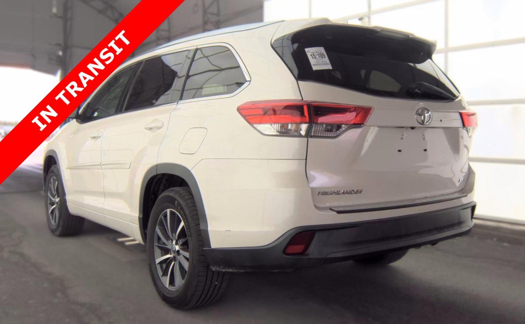 2017 Toyota Highlander Image 7