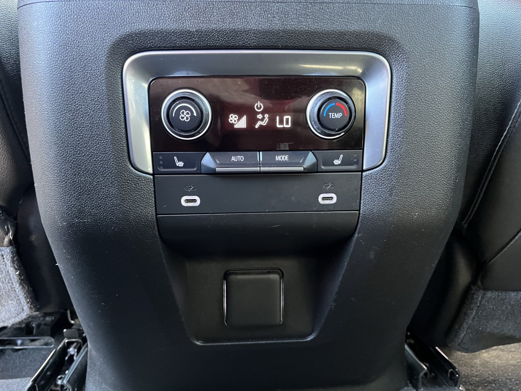 2021 Chevrolet Tahoe Image 32
