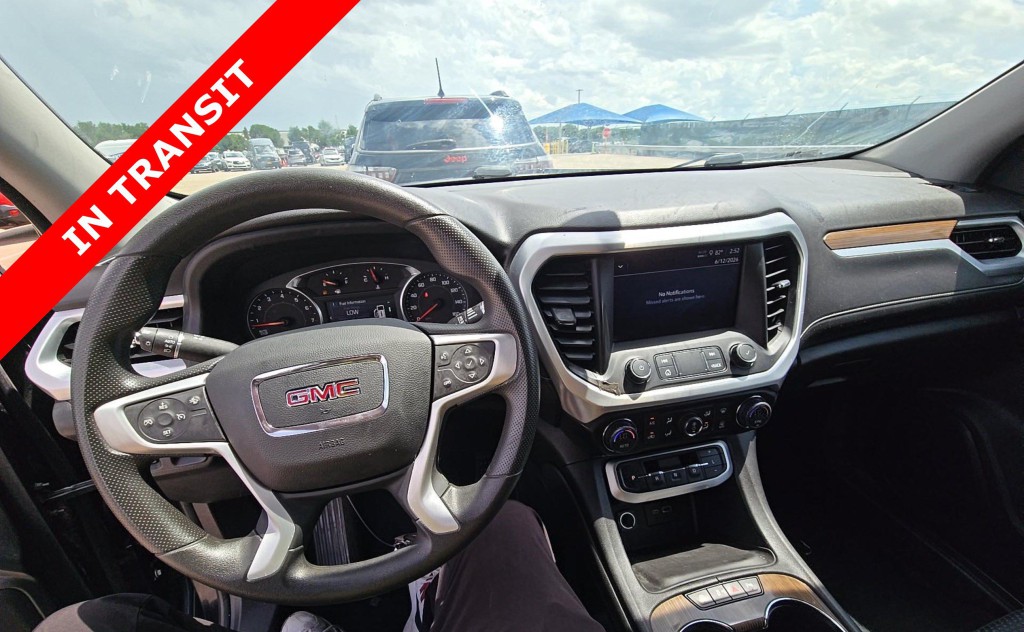 2021 GMC Acadia Image 8