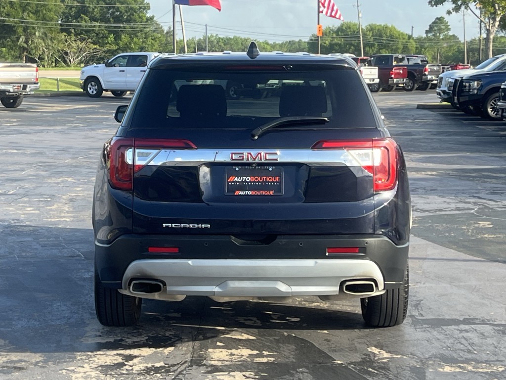 2021 GMC Acadia Image 8