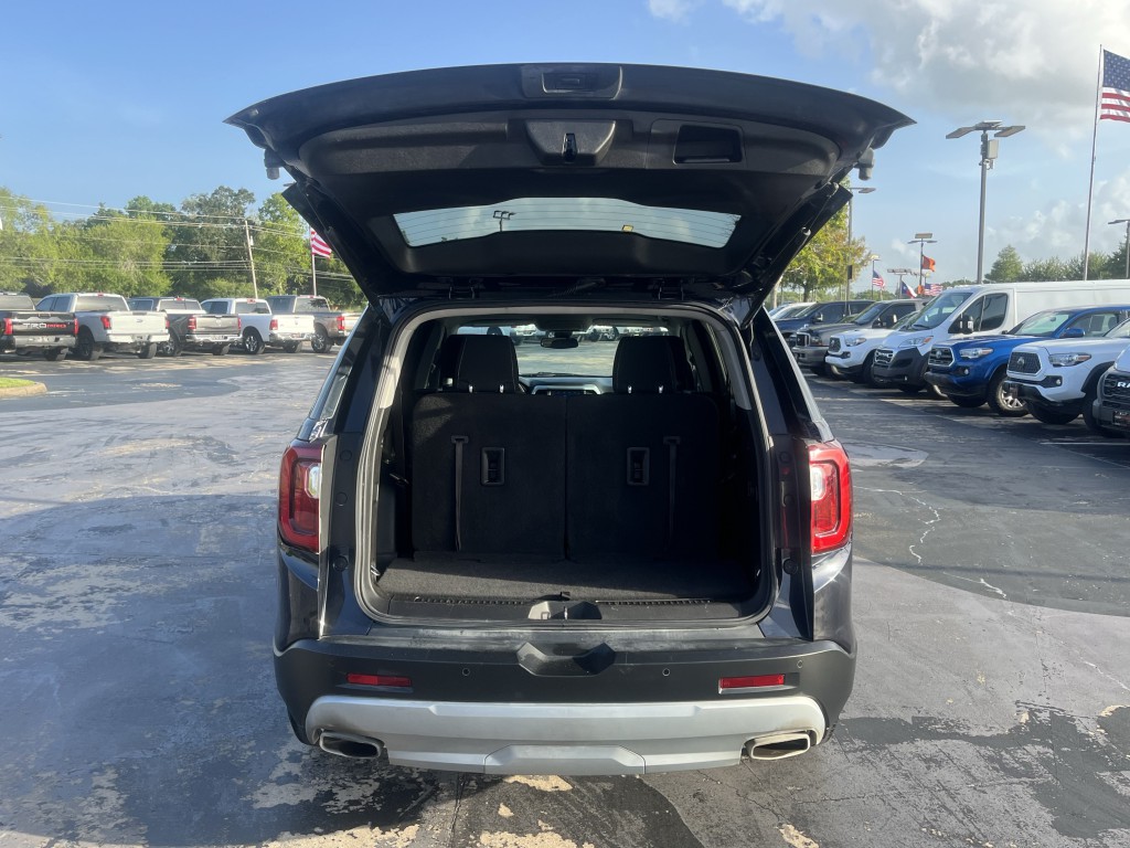 2021 GMC Acadia Image 12