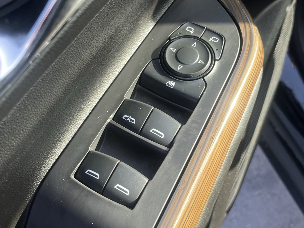 2021 GMC Acadia Image 26