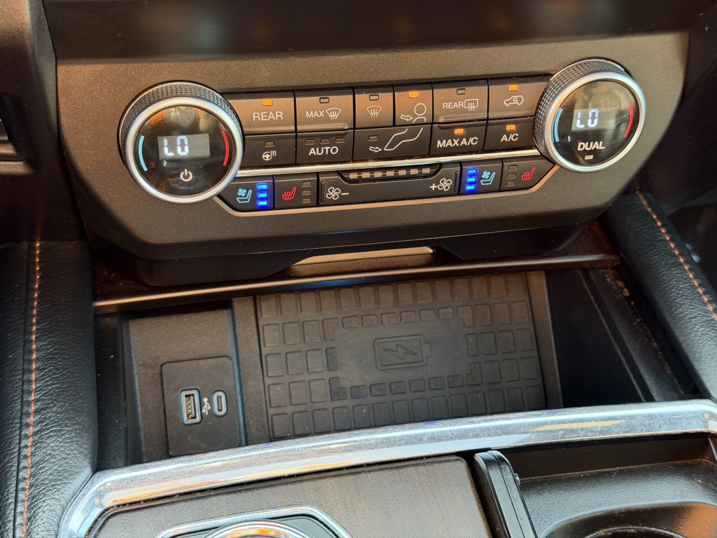 2020 Ford Expedition Image 24