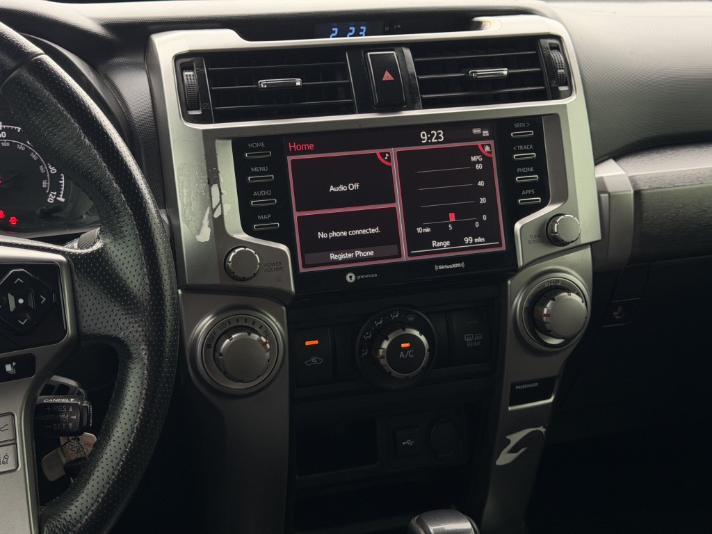 2020 Toyota 4Runner Image 16