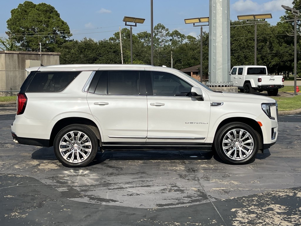 2022 GMC Yukon Image 11
