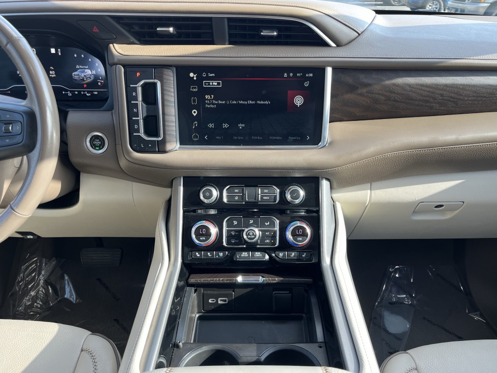 2022 GMC Yukon Image 27