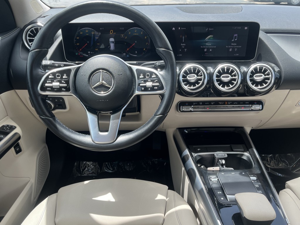 2021 Mercedes-Benz GLA-Class Image 17