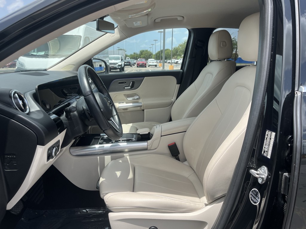 2021 Mercedes-Benz GLA-Class Image 27
