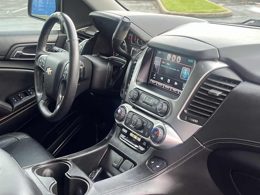 2015 Chevrolet Tahoe Image 13