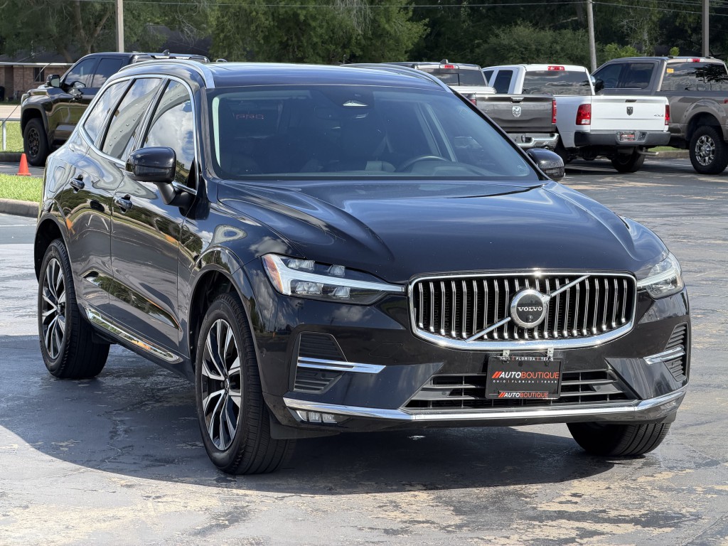 2023 Volvo XC60 Image 3
