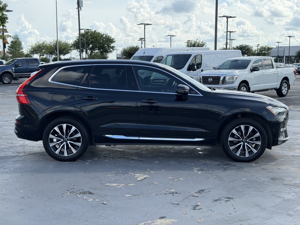 2023 Volvo XC60 Image 11