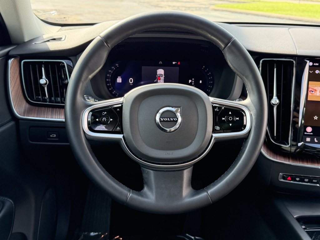 2023 Volvo XC60 Image 15