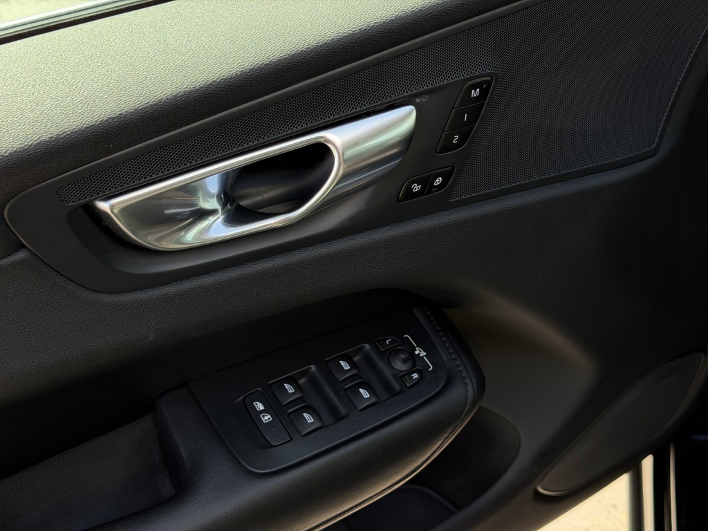 2023 Volvo XC60 Image 24