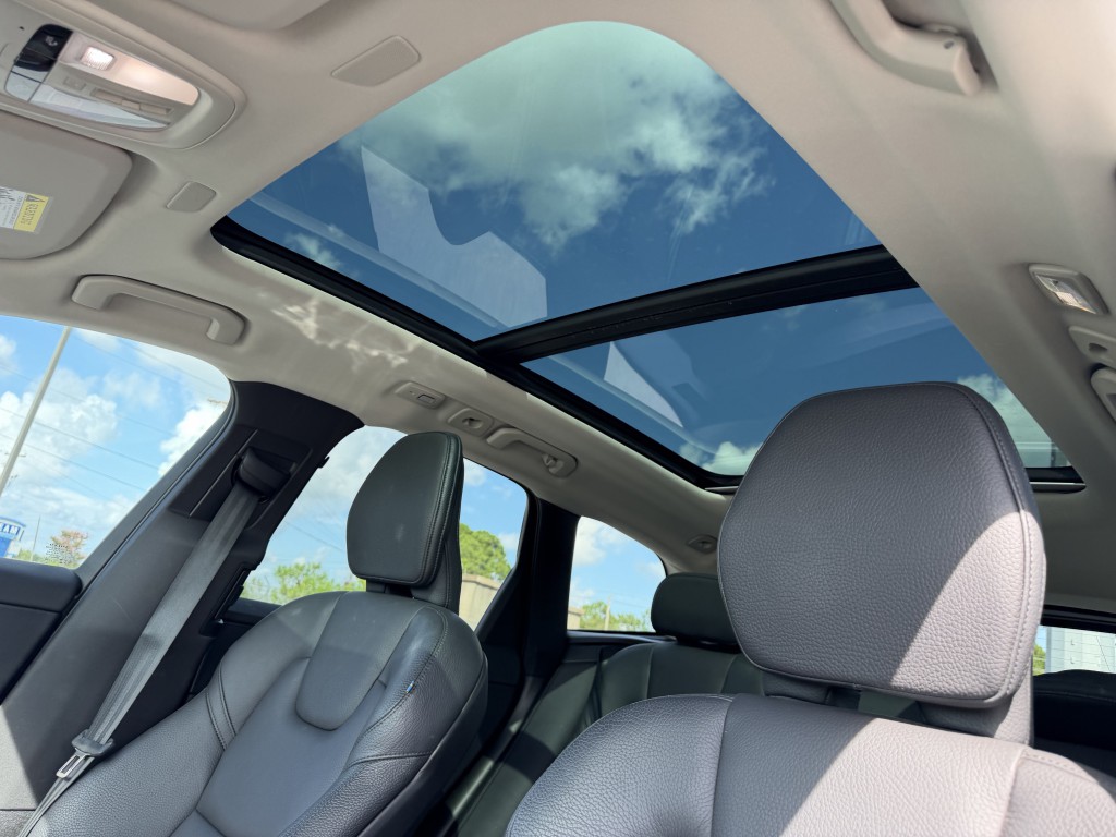 2023 Volvo XC60 Image 25