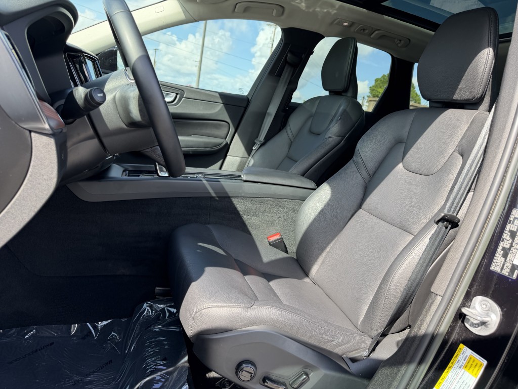 2023 Volvo XC60 Image 26