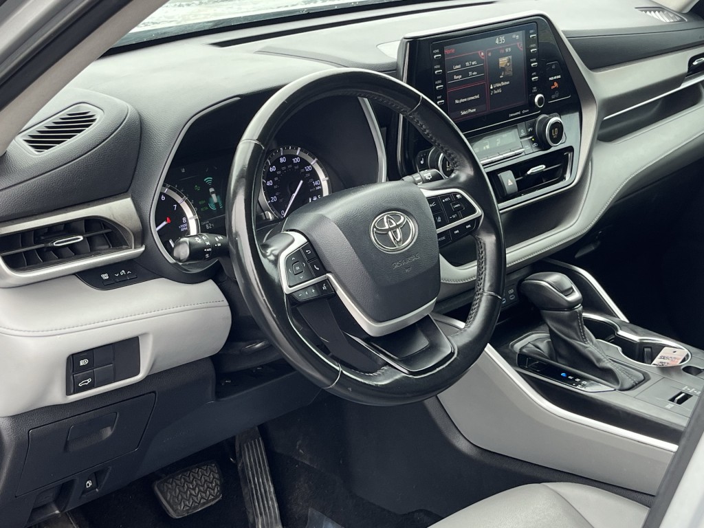 2022 Toyota Highlander Image 12