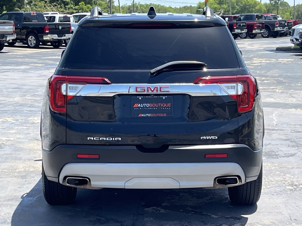 2023 GMC Acadia Image 7