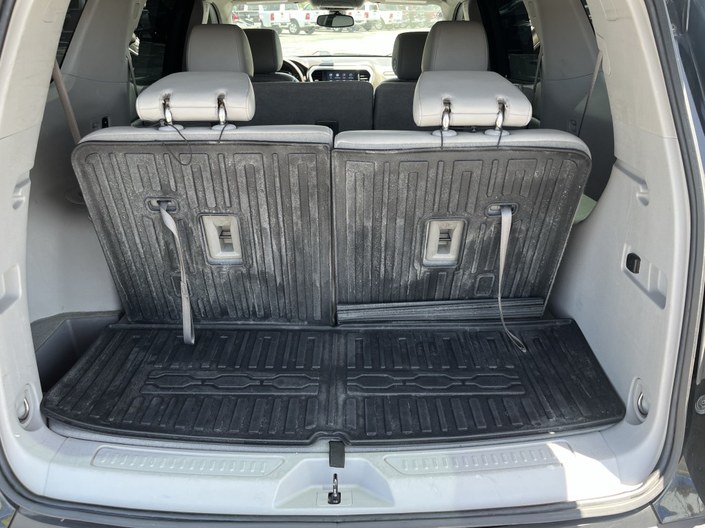 2023 GMC Acadia Image 12