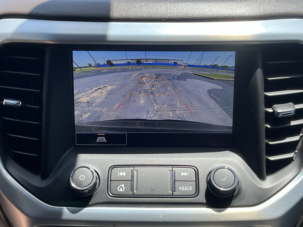 2023 GMC Acadia Image 23