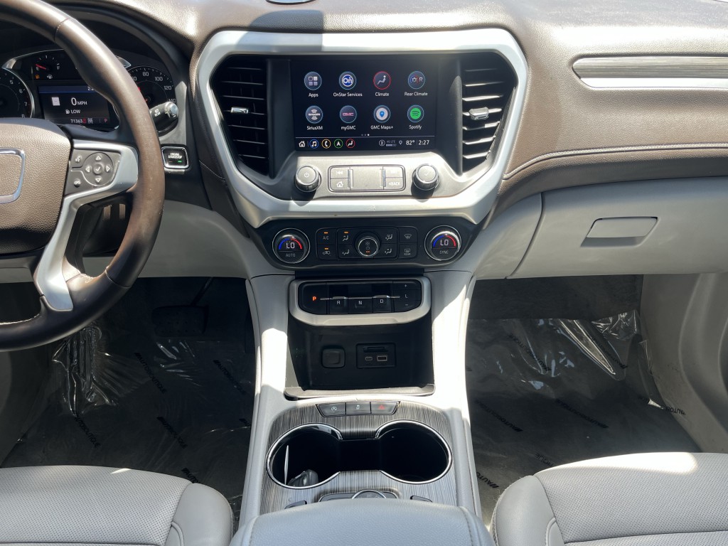 2023 GMC Acadia Image 25
