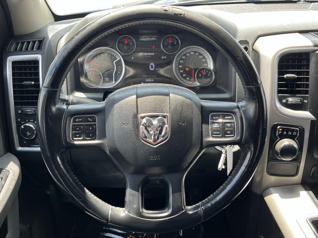 2015 RAM 1500 Image 16