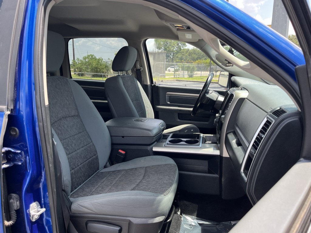 2015 RAM 1500 Image 27