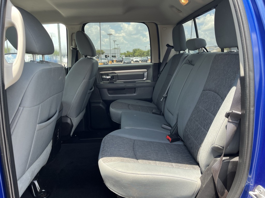 2015 RAM 1500 Image 28