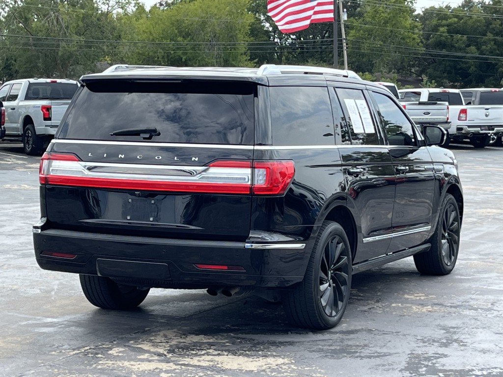 2020 Lincoln Navigator Image 12