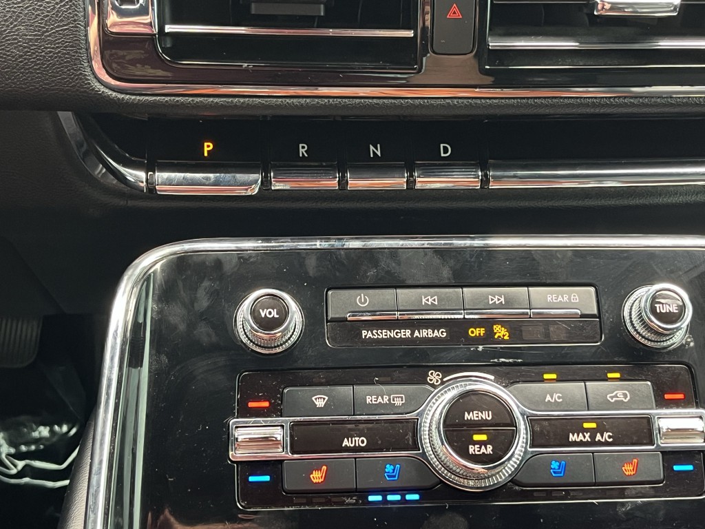 2020 Lincoln Navigator Image 23