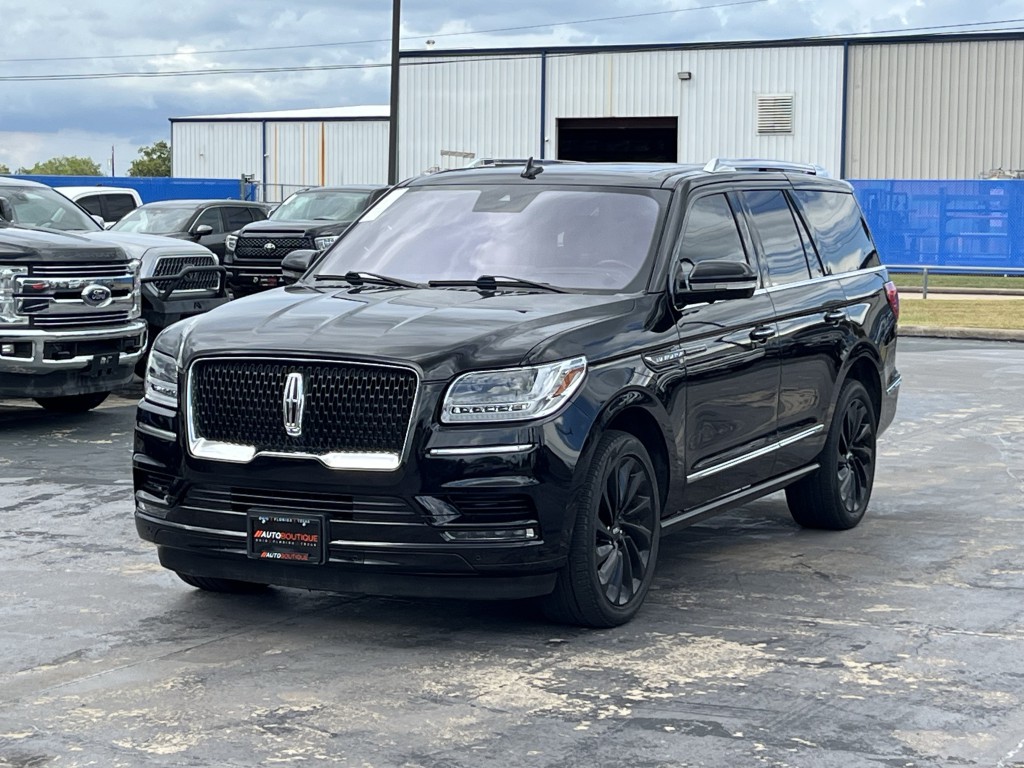 2020 Lincoln Navigator Image 3
