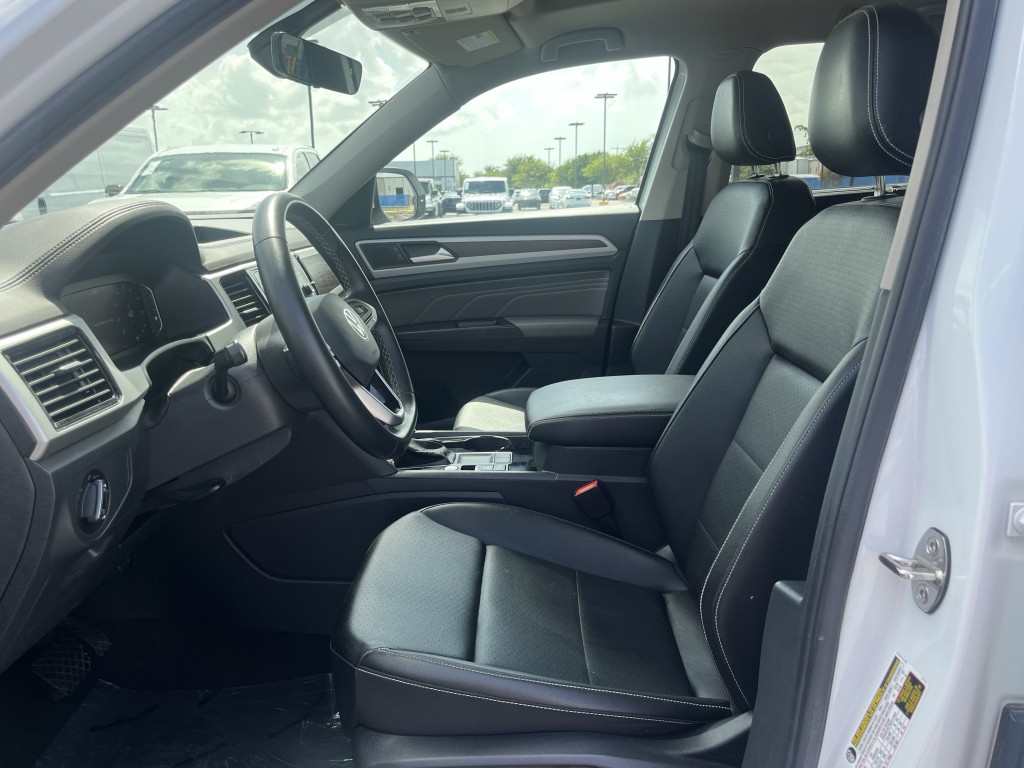 2023 Volkswagen Atlas Image 30