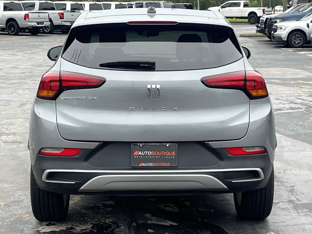 2025 Buick Enclave Image 7