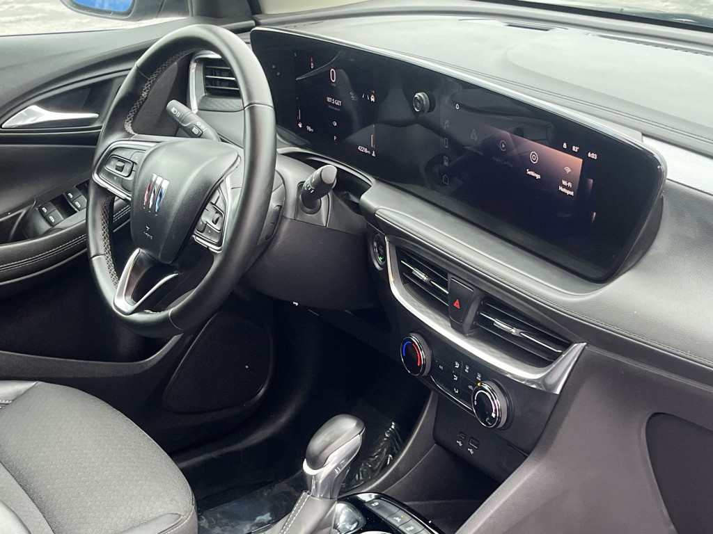 2025 Buick Enclave Image 15