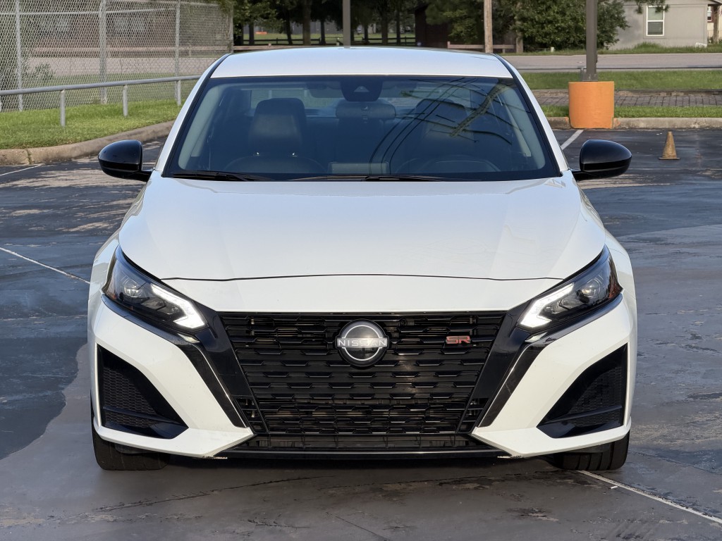 2025 Nissan Altima Image 6