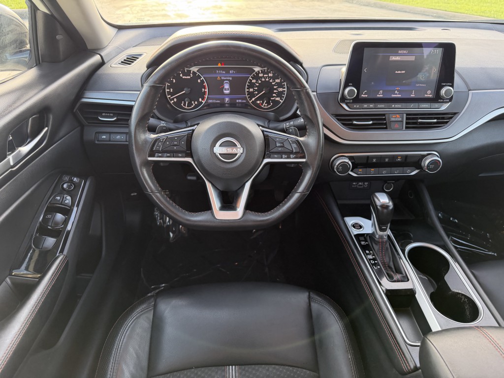 2025 Nissan Altima Image 14