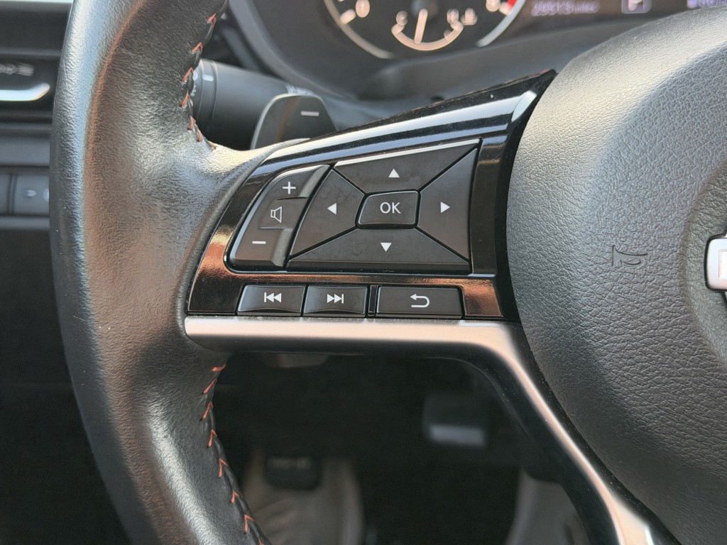 2025 Nissan Altima Image 16