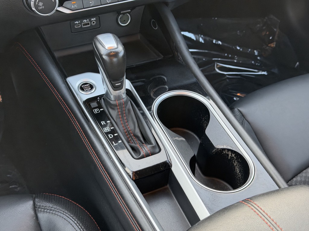 2025 Nissan Altima Image 21