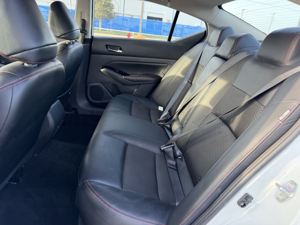 2025 Nissan Altima Image 27