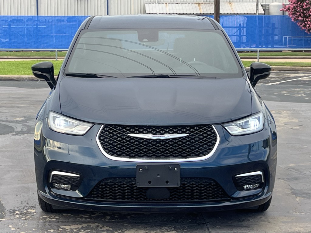 2025 Chrysler Pacifica Image 6