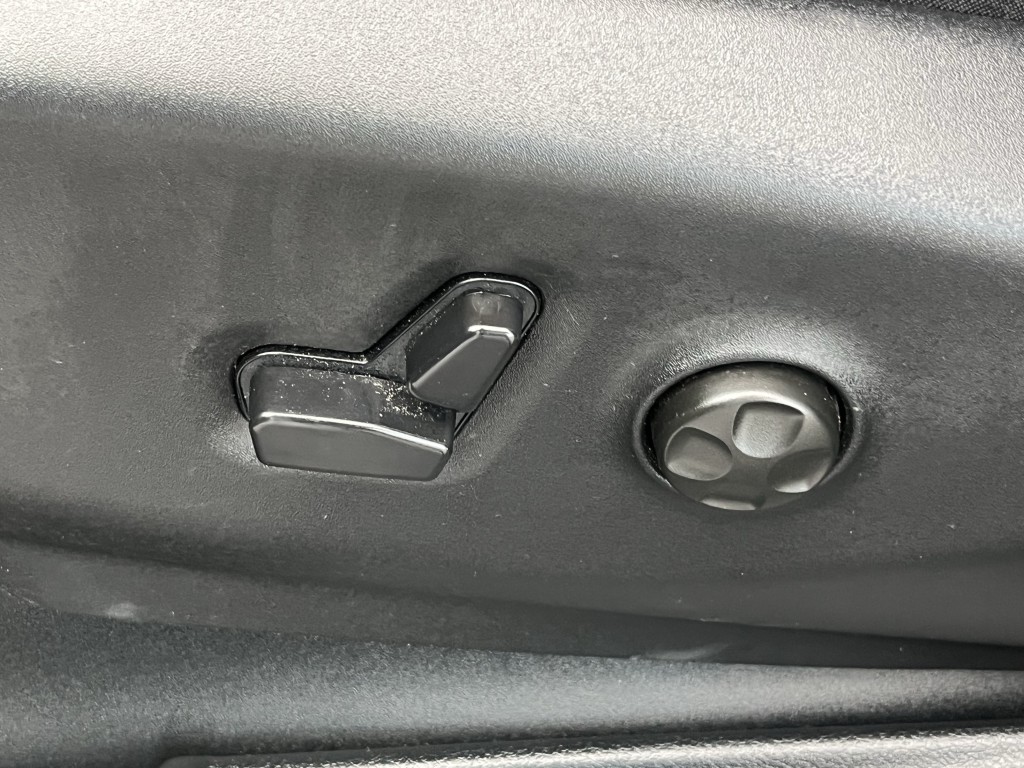 2025 Chrysler Pacifica Image 26