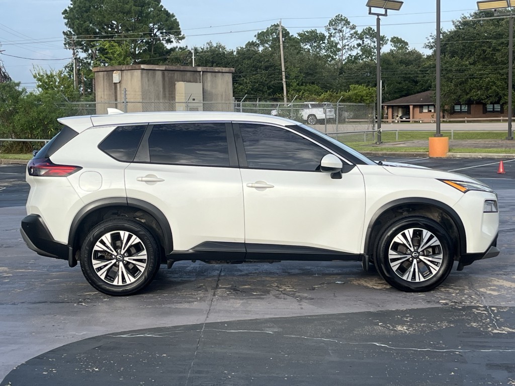 2023 Nissan Rogue Image 10