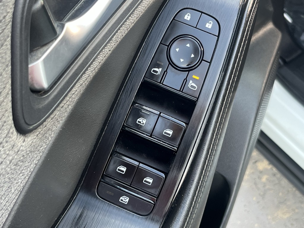 2023 Nissan Rogue Image 26