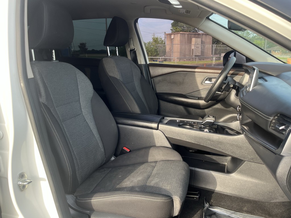 2023 Nissan Rogue Image 30